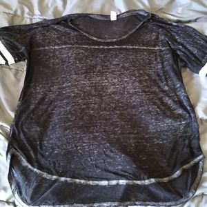 Black quarter sleeve